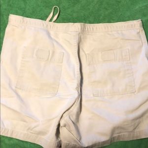 GAP Shorts - Woman’s Gap size large shorts GAP Shorts - Woman’s Gap size large shorts